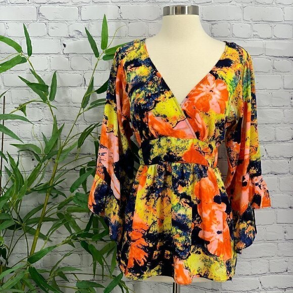Betsey Johnson Multicolor Watercolor Pattern Top - Picture 1 of 6